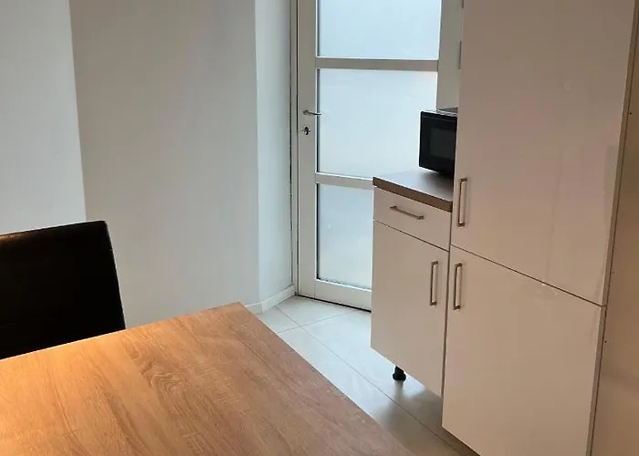 The Italian House 3 דירה